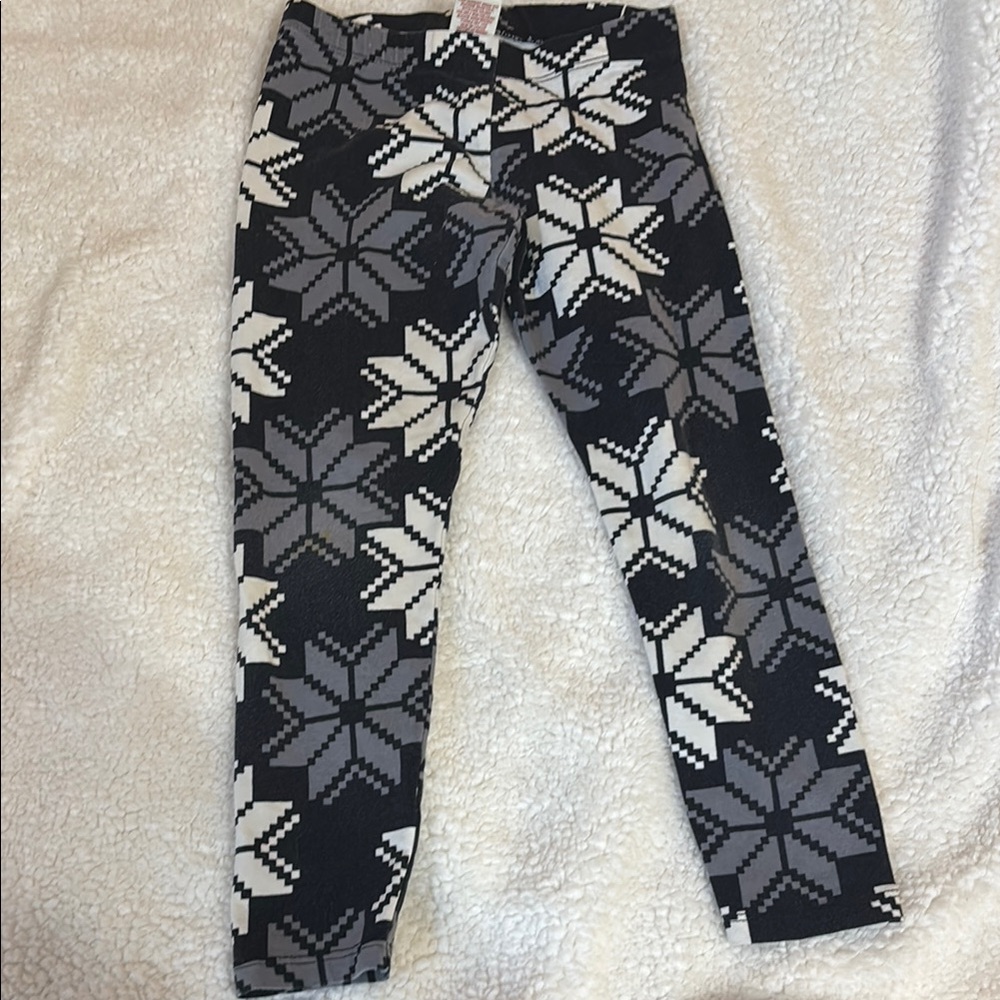 Black and Gray Patterned girls leggings